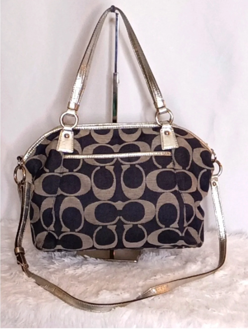 Coach Signature 